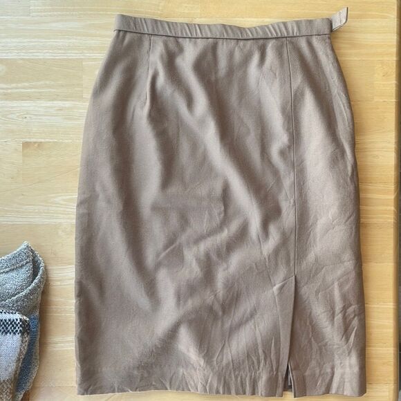 Pendleton Dresses & Skirts - Pendleton Virgin Wool Tan Skirt Size 10